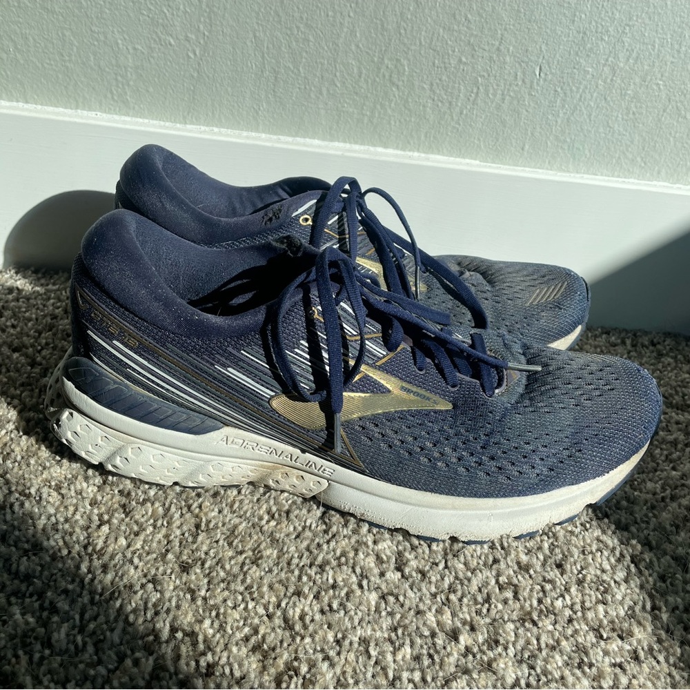 Used Brooks Adrenaline GTS 21 Size 11.5 - Picture 1 of 7